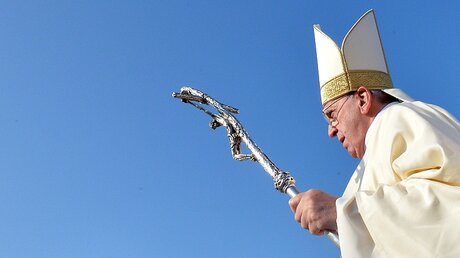 Theologe Türk: Papsttum ist wichtig für Ökumene  / © Ettore Ferrari (dpa)