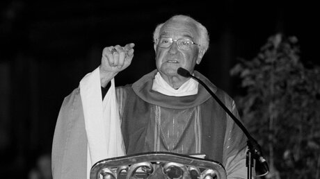 Trauer um Altbischof Anton Schlembach (KNA)