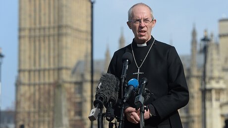 Der Erzbischof von Canterbury, Justin Welby, nach einer Mahnwache für die Opfer des Terroranschlags / © Victoria Jones (dpa)