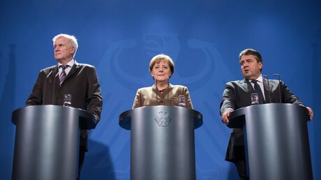 Koalitionsspitzen zur Flüchtlingspolitik / © Bernd von Jutrczenka (dpa)