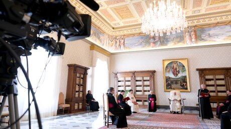 Wöchentliche Videobotschaft / © Vatican Media/Romano Siciliani (KNA)