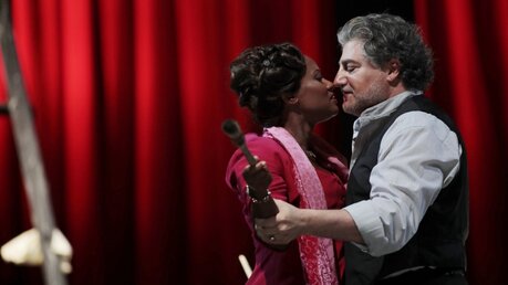 Adina Aaron (Floria Tosca), José Cura (Mario Cavaradossi) / © Paul Leclaire (Oper Köln)