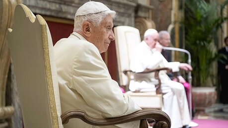 Benedikt XVI. am 65. Jahrestag seiner Priesterweihe / © Romano Siciliani / Osservatore Romano (KNA)
