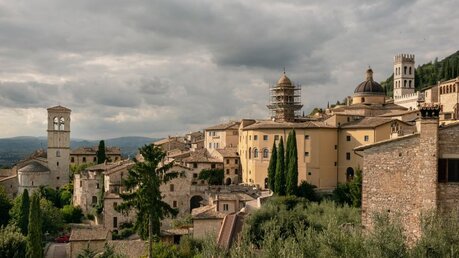 Blick auf die Stadt Assisi / © Francesco Pistilli (KNA)