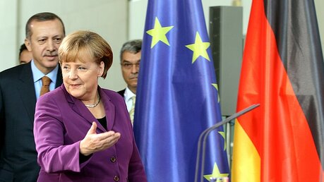 Bundeskanzlerin Merkel trifft türkischen Ministerpräsidenten Erdogan / © Wolfgang Kumm (dpa)