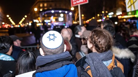 Demonstranten gegen Antisemitismus  / © Olivier Donnars (KNA)