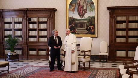Der Papst trifft Antonio Guterres / © Evandro Inetti (dpa)