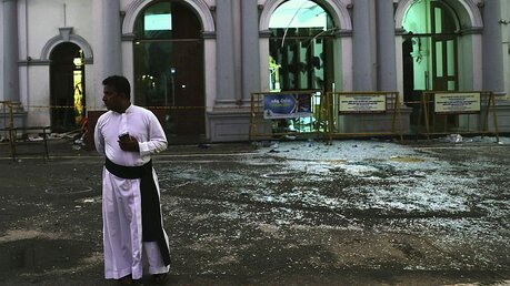 Zerstörung einer katholischen Kirche in Sri Lanka bei den Anschlägen 2019 / © Manish Swarup (dpa)