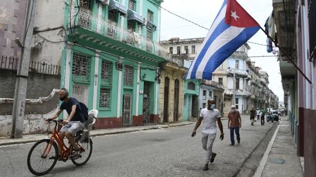 Eine kubanische Fahne / © Joaquin Hernandez (dpa)