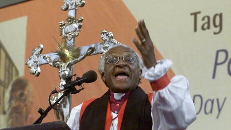 Die "Stimme der Schwarzen": Erzbischof Desmond Mpilo Tutu / © Wolfgang Radtke (KNA)
