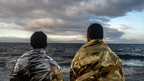 Aus Seenot gerettete Flüchtlinge / © Filip Singer (dpa)