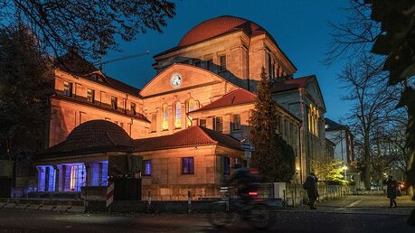  Illuminierte Synagoge Frankfurt / © Bert Bostelmann (KNA)