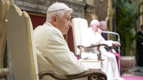 Benedikt XVI. im Jahr 2016 / © Osservatore Romano/Romano Siciliani (KNA)