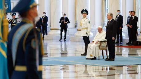  Begrüßungszeremonie für Papst Franziskus
 / © Paul Haring/CNS Photo (KNA)