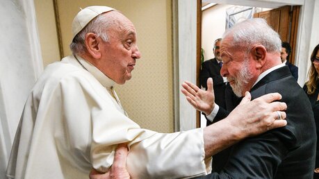 Papst Franziskus empfängt Luiz Inacio Lula da Silva / © Vatican Media/Romano Siciliani (KNA)