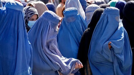 Lage der Frauen in Afghanistan verschlechtert sich weiter / © Ebrahim Noroozi (dpa)