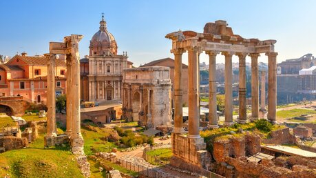 Die Ruinen des Forum Romanum in Rom / © S.Borisov (shutterstock)