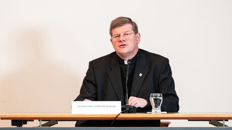 Stephan Burger, Erzbischof von Freiburg und Caritas-Bischof / © Silas Stein (dpa)