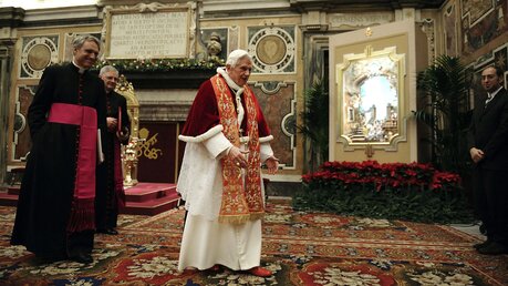 Papst Benedikt XVI. im Jahr 2012 (KNA)