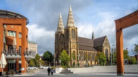 Katholische Kirche St. Clemens in Solingen / © Heide Pinkall (shutterstock)