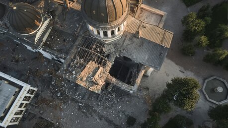 Die Verklärungskathedrale von Odessa ist nach Raketenangriffen stark beschädigt. (dpa)