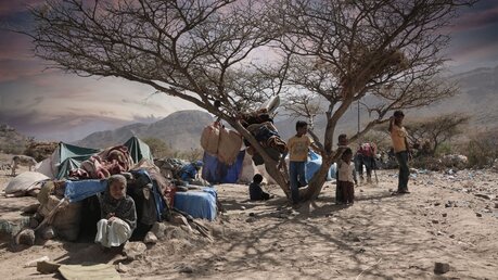 Flüchtlingslager im Jemen / © akramalrasny (shutterstock)