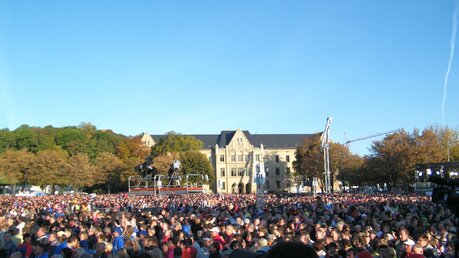 Papstbesuch: Heilige Messe auf dem Erfurter Domplatz 1 (DR)