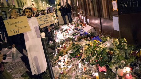 Nach den Attentaten von Paris  / © Marius Becker (dpa)