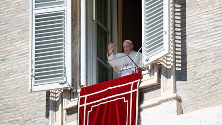 Archiv: Papst Franziskus beim Mittagsgebet / © Vatican Media/Romano Siciliani (KNA)