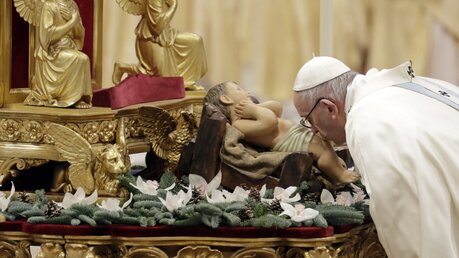 Papst Franziskus in der Neujahrsmesse / © Andrew Medichini (dpa)