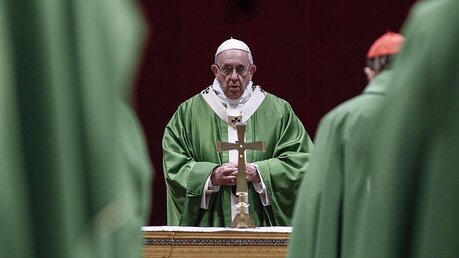 Papst Franziskus feiert eine Messe zum Abschluss des Anti-Missbrauchsgipfels / © Giuseppe Lami (dpa)