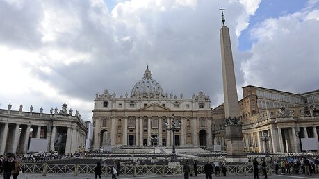 Petersdom im Vatikan / © Wolfgang Radtke (KNA)
