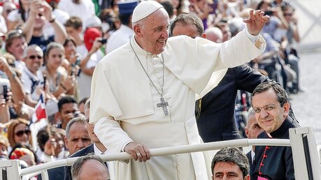 Papst Franziskus bei der Sonderaudienz zum Heiligen Jahr der Barmherzigkeit / © Giuseppe Lami (dpa)