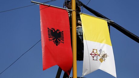 Papst besucht Albanien (dpa)