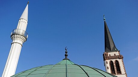 Kirche und Moschee / © Harald Oppitz (KNA)