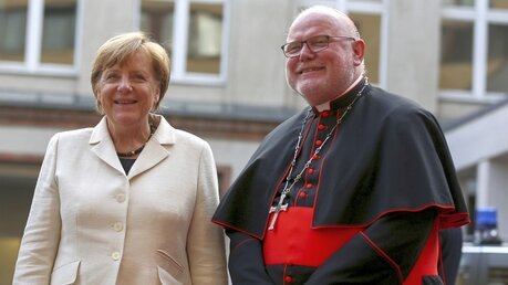 Sankt Michael-Jahresempfang: Kanzlerin Merkel und Kardinal Marx (KNA)