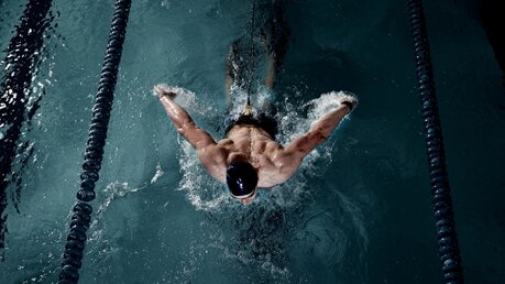 Schwimmer im Training / © Nejron Photo (shutterstock)