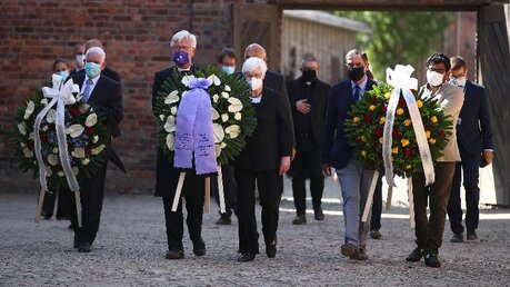 Sinti und Roma, Juden und Protestanten gedenken in Auschwitz / © Lukasz Gagulski/PAP (dpa)