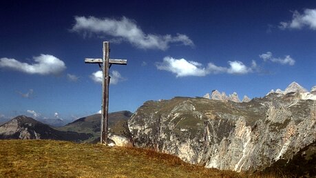 Gipfelkreuz / © Ryszard Karp (KNA)