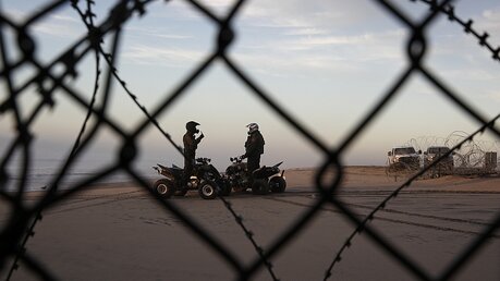 Zaun an der Grenze zwischen den USA und Mexiko / © Gregory Bull (dpa)