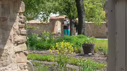 Im Garten von Kloster Dr&uuml;beck / &copy; Stefan Quilitz