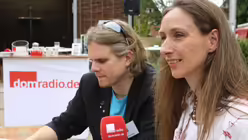 Programmkoordinator Patrick Kisseler im Gespr&auml;ch / &copy; Andrea Imig (DR)