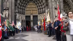 Einf&uuml;hrung des neuen Erzbischofs (DR)