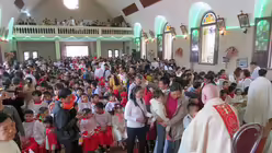 Messfeier in Tam Dao. Allein 500 Kinder nahmen daran teil / © Kopp (DBK)