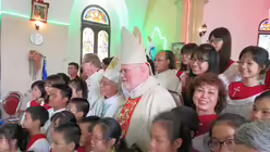 Gruppenbild des Chores mit Bischof Cosma Hoang Van Dat und Kardinal Marx / © Kopp (DBK)