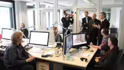 2001 besuchte der damalige Vorsitzende der Deutschen Bischofskonferenz, Erzbischof Robert Zollitsch, das Domradio. / &copy; DOMRADIO.DE (DR)