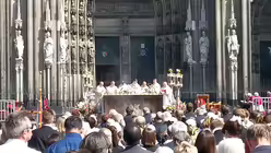 Altar vor dem Dom (DR)