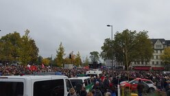 Bündnisse in Köln demonstrieren gegen "Hogesa"-Versammlung (DR)