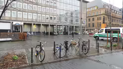 "Widerstand NRW"-Demonstration und Gegendemonstration / &copy; Christoph Paul Hartmann (DR)