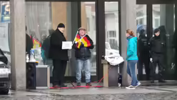 "Widerstand NRW"-Demonstration und Gegendemonstration / &copy; Christoph Paul Hartmann (DR)